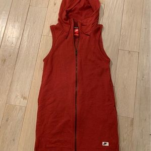 Nike hooded zip vest dress red size women’s small new without tag versatile
